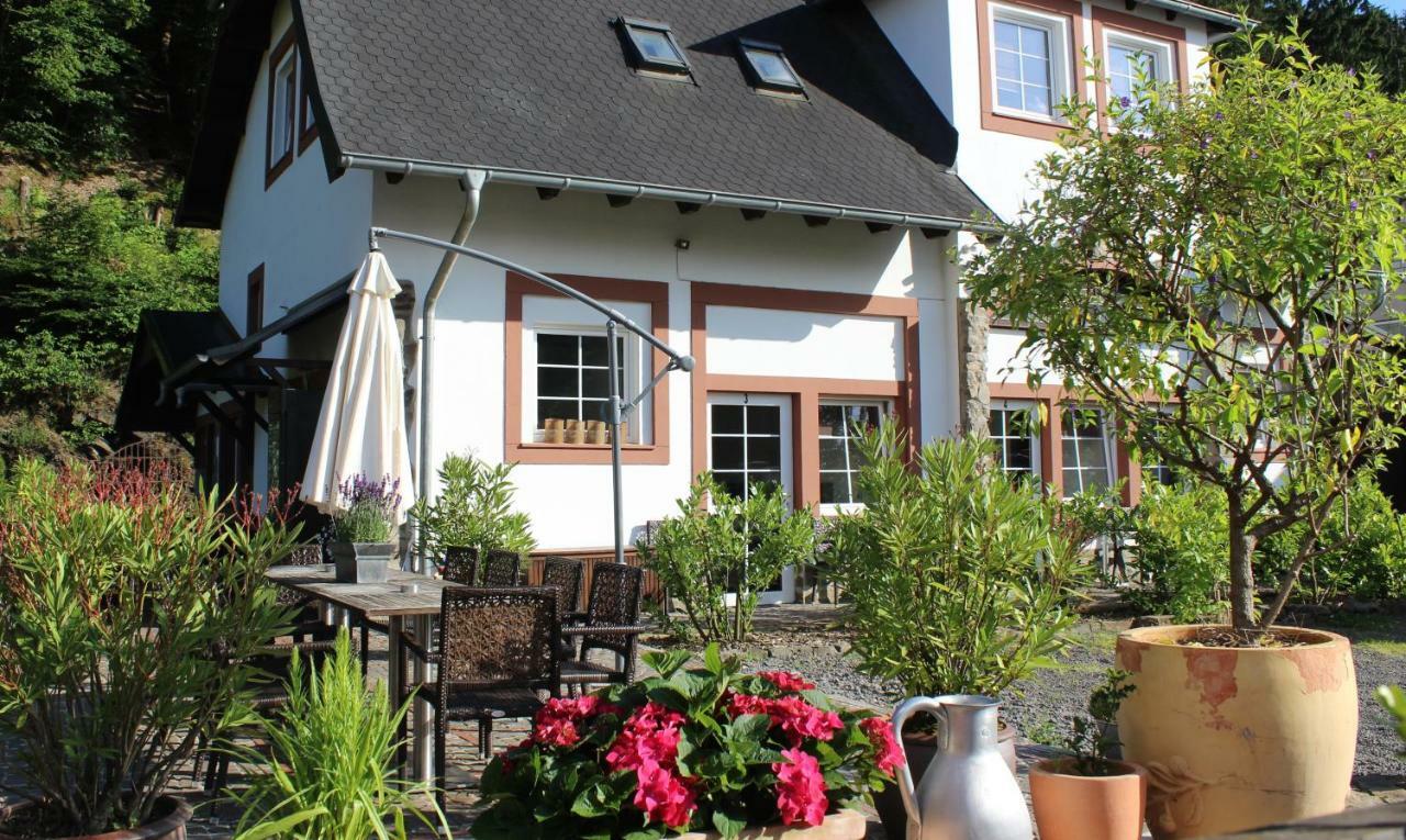 Pension Muscher Bahnhof Blankenheim  Exterior photo